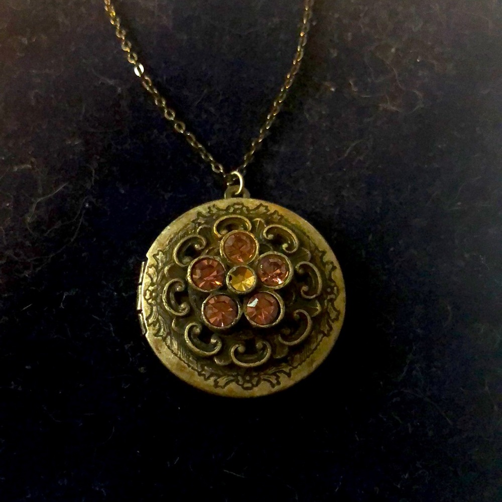 Vintage Avon Purple Pendant